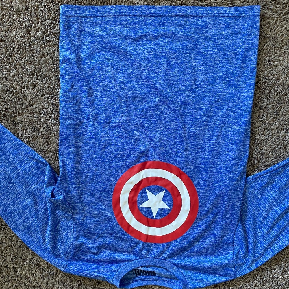 Captain America light long sleeve tee